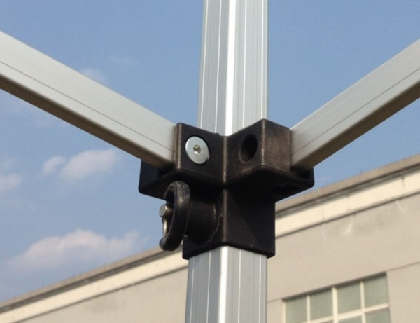 Glide bracket for corner pole 2 way 37 mm