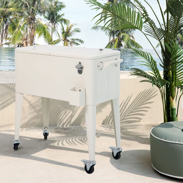 Icy cooler box on wheels