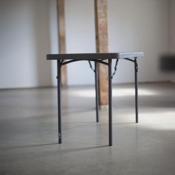 Zown New Classic - foldable table XXL 90x90 cm