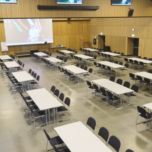 BERTRAM stabelstol m/polster