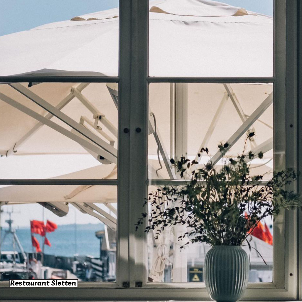 Giant parasol 5x5m polyester with valance