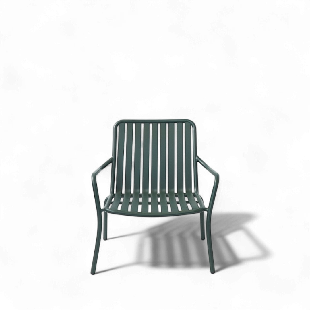 Stackable lounge chair, metal