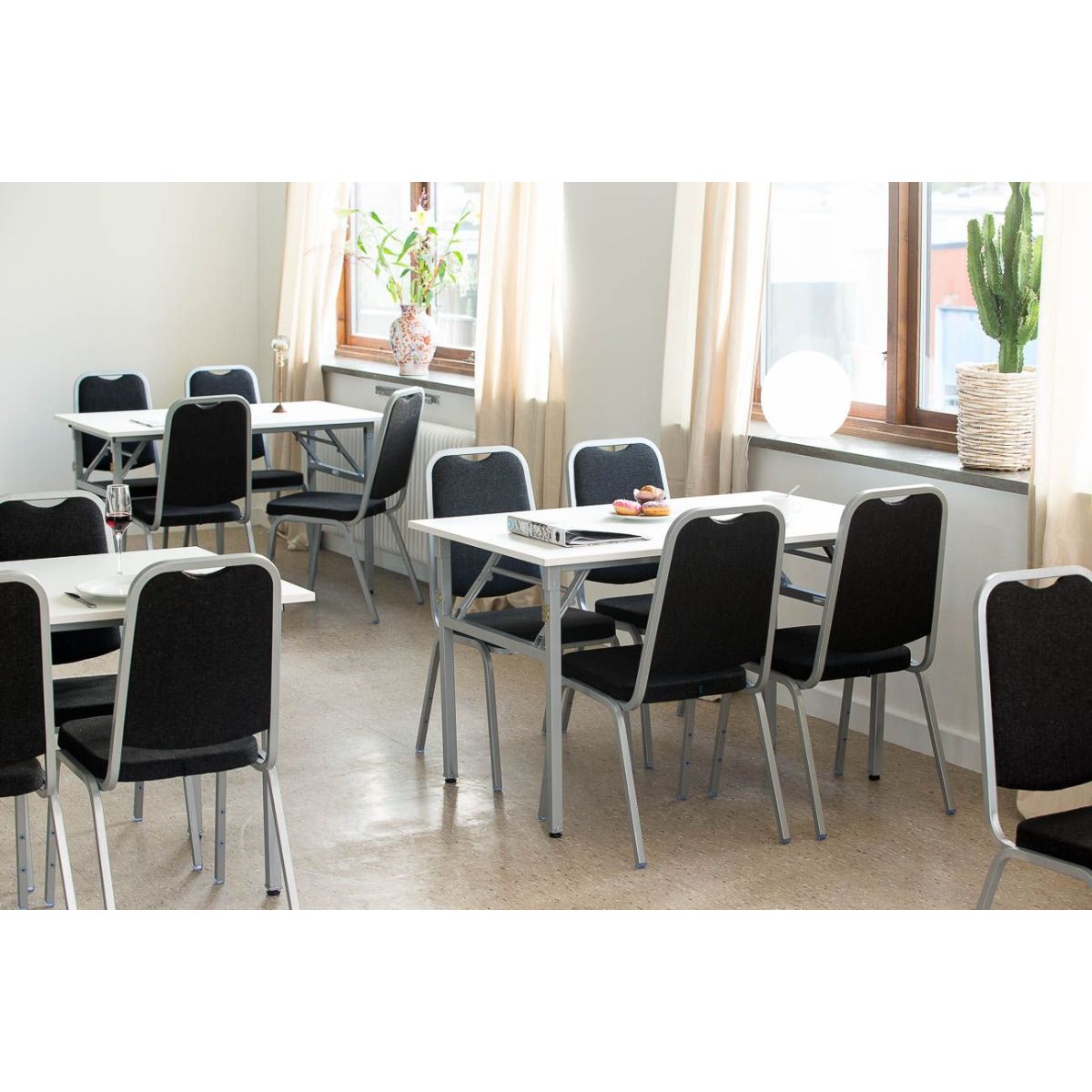 Starko table - foldable - 180x70cm