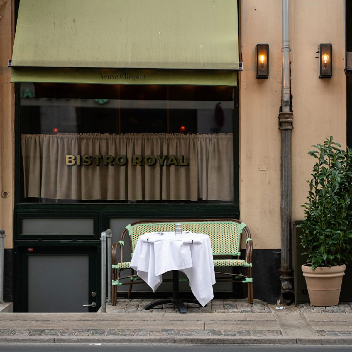 FIRENZE 4 base, black