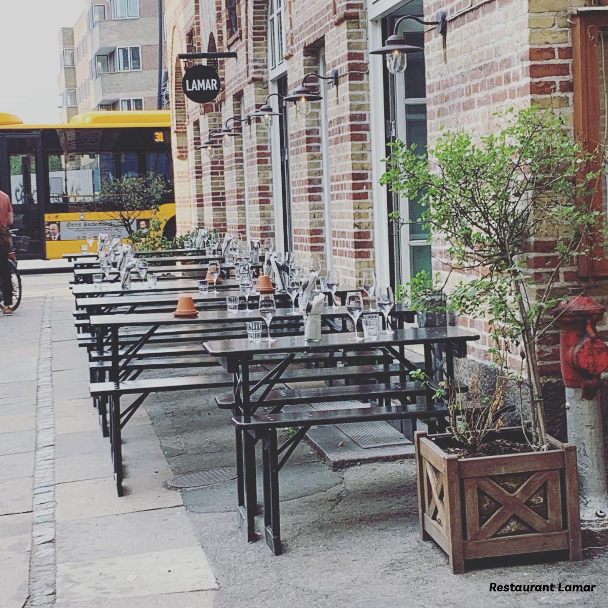 Brau Balcony Table/bench set