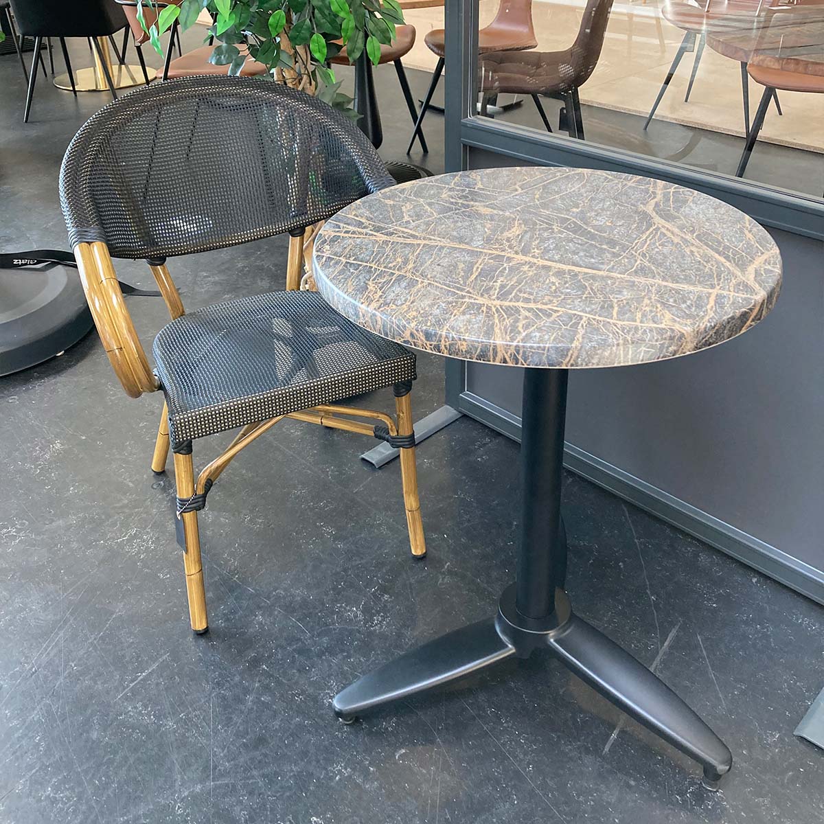 WERZALIT - Sienna round table top