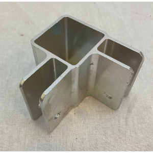 Glide bracket for corner pole 2 way 40 mm