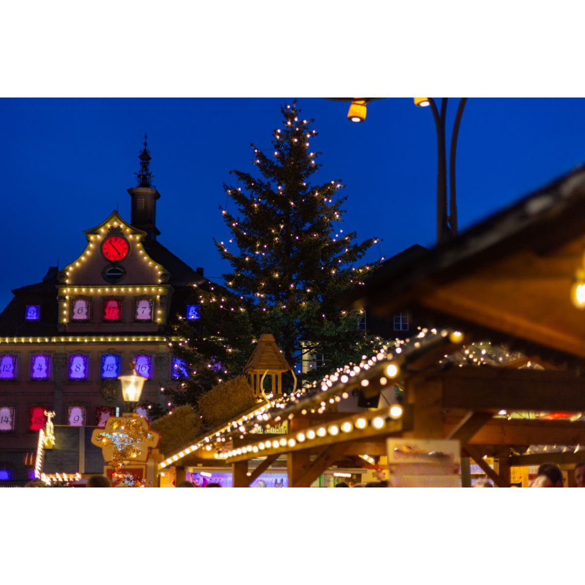 10m light chain, Black, 10xE27 sockets, 1m