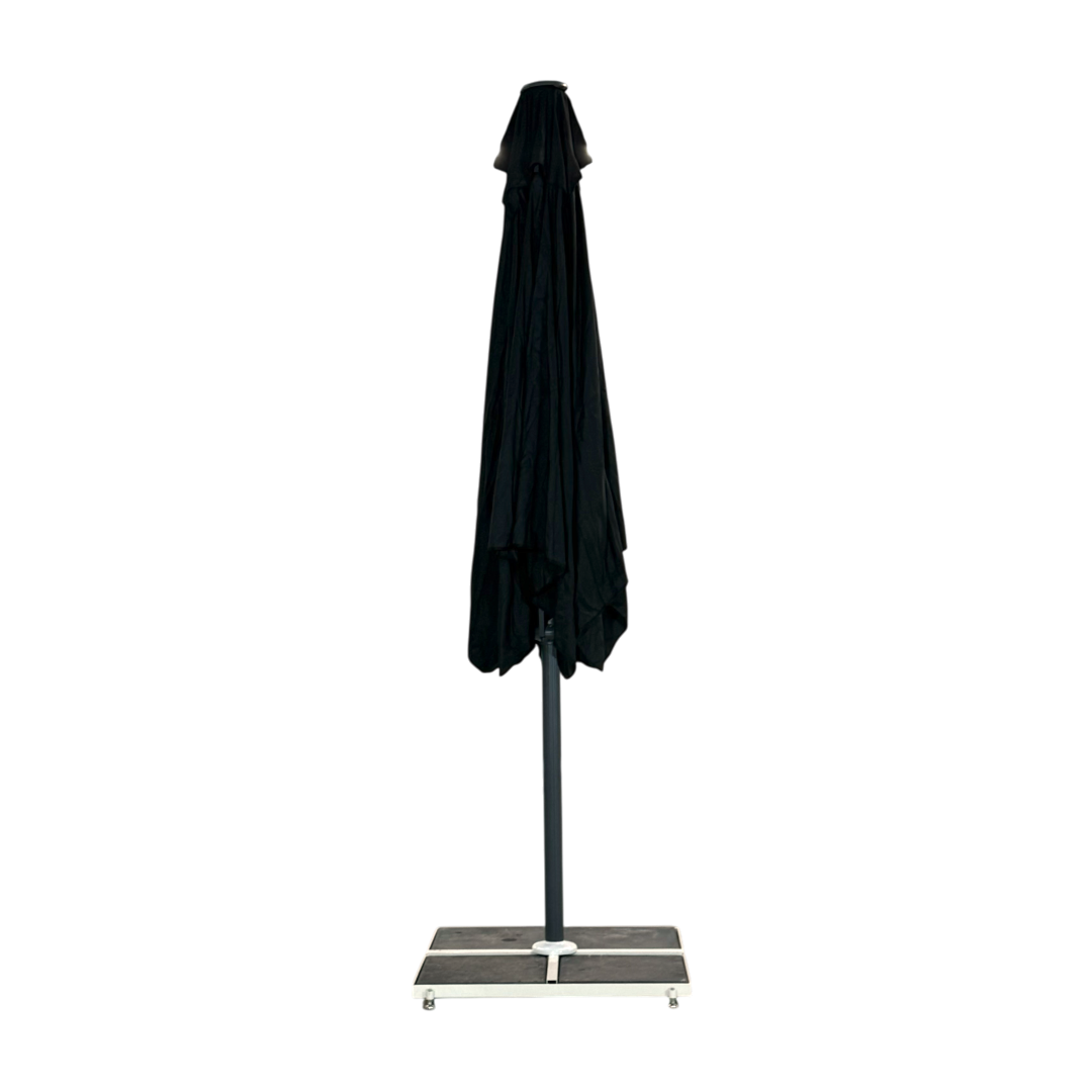Giant parasol 4x4m complete with valance - Grey Frame