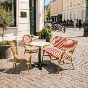 Cafe bundlepack Paris with bench and 2 chairs red-beige