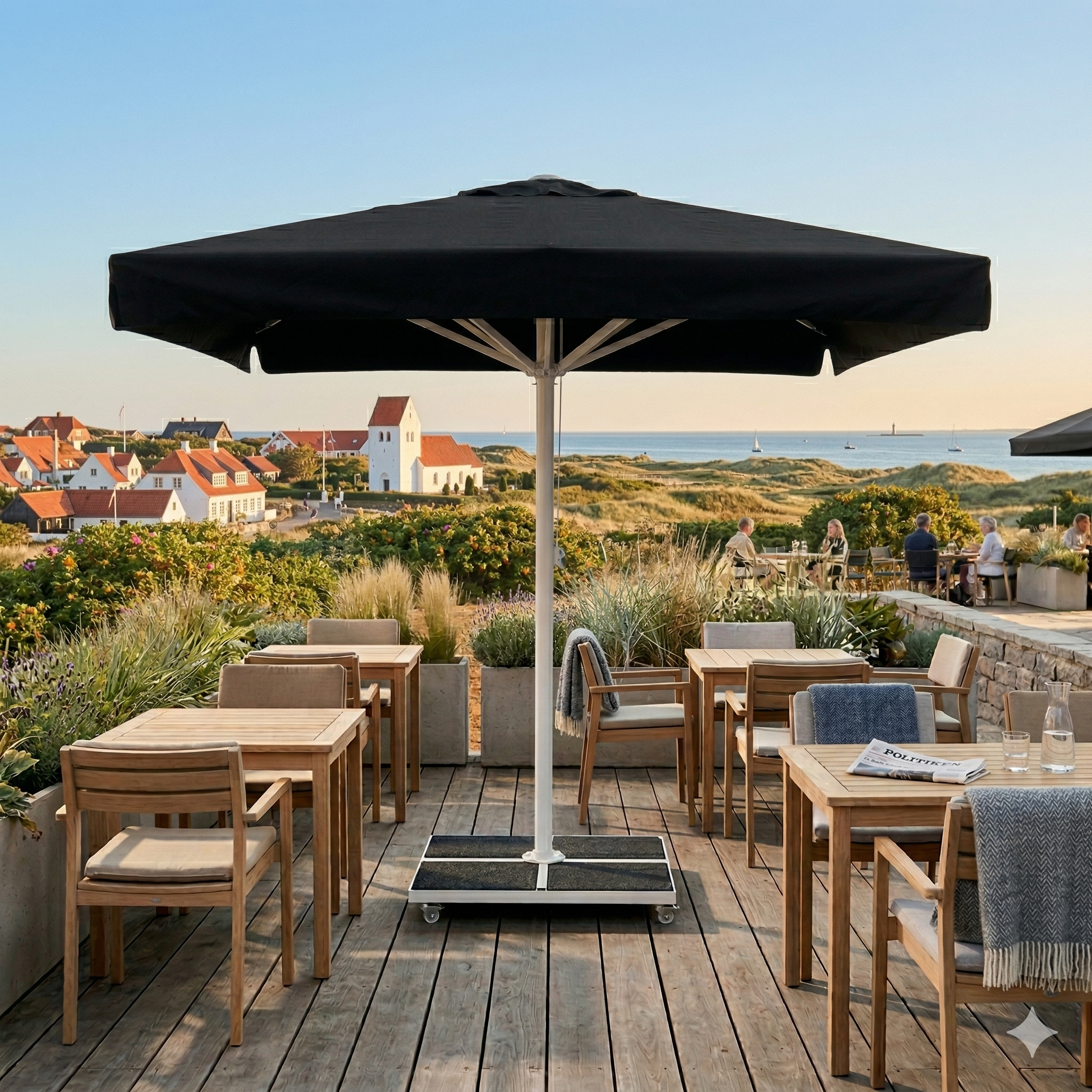 Giant parasol 3x3m complete with valance - White Frame
