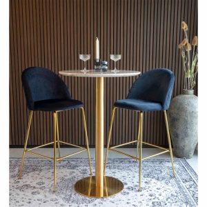 Balder Stand Up Table