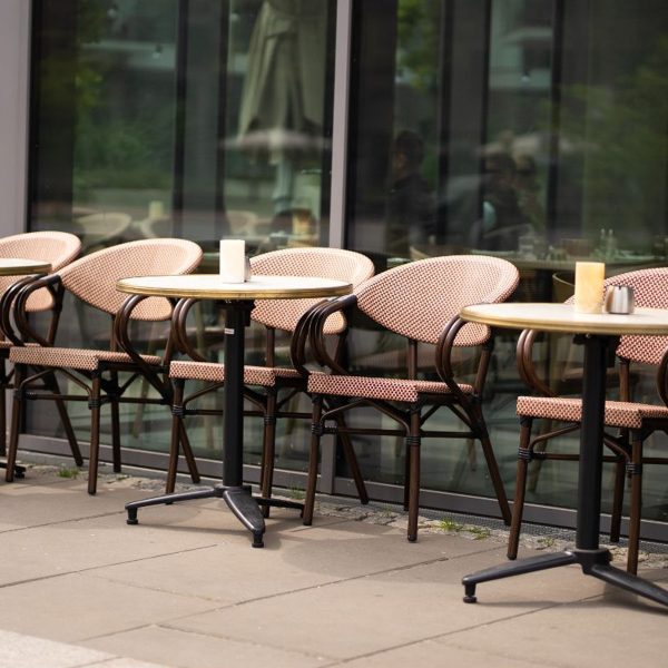 Paris 6 - Café chair with armrests - Textylene