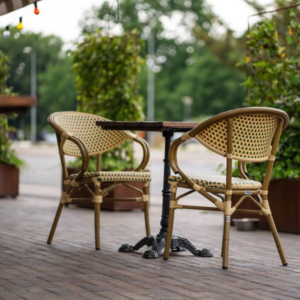 Paris - Café chair with armrests - Woven