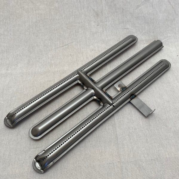 Gas grill burner (left)