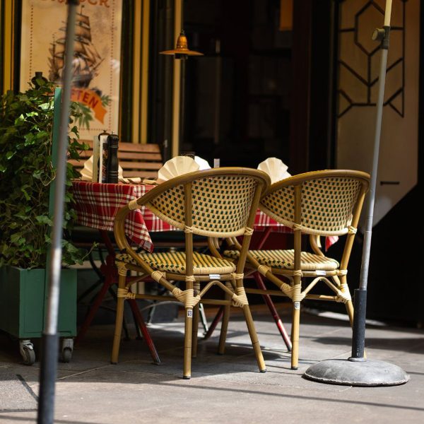 Paris - Café chair with armrests - Woven
