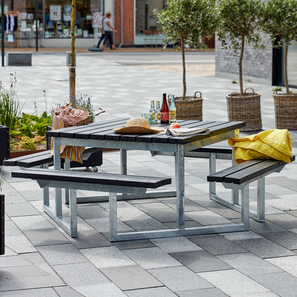 TWIST Table/Bench Set